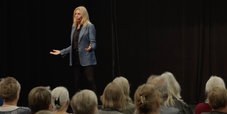 Skärmavbild 2023-11-03 kl. 23.19.55