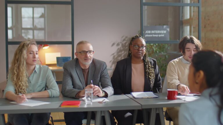 Så här ska du göra för att få jobb som 55-åring thumbnail 1 (1)